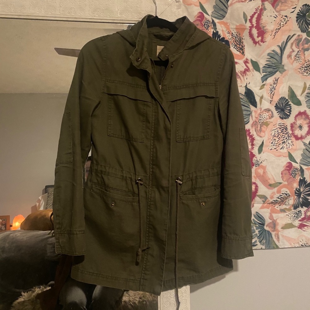 Universal Thread Army Olive Drab style jacket.